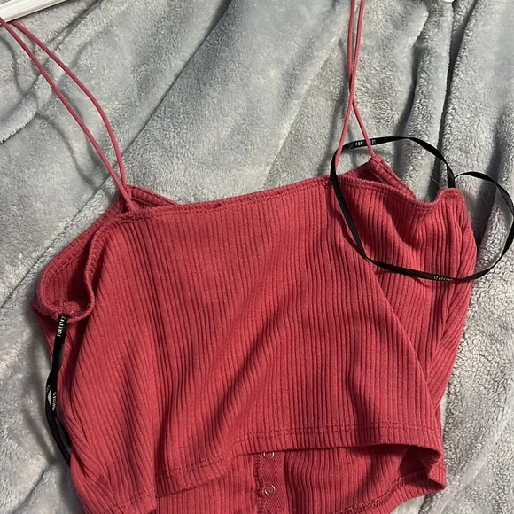 Tank - Picture 2 of 2